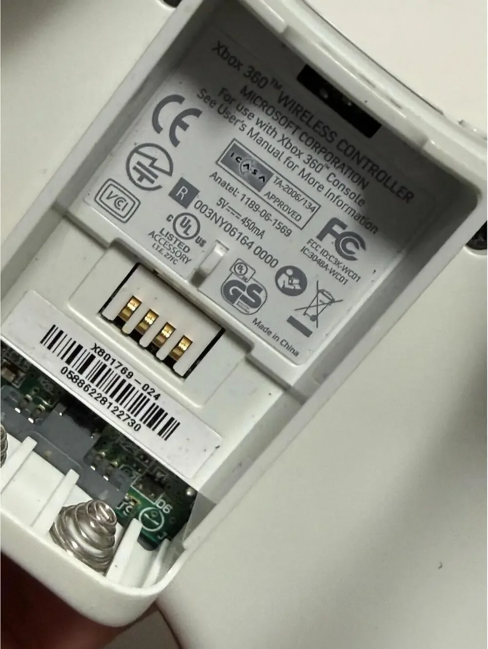 Official OEM Microsoft Xbox 360 White Controller Not Working Lot Of 2